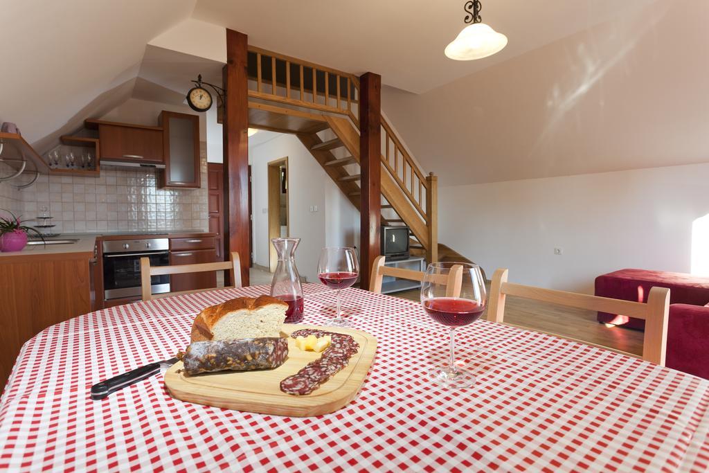 Vineyard Cottage Lustek Novo Mesto Pokój zdjęcie