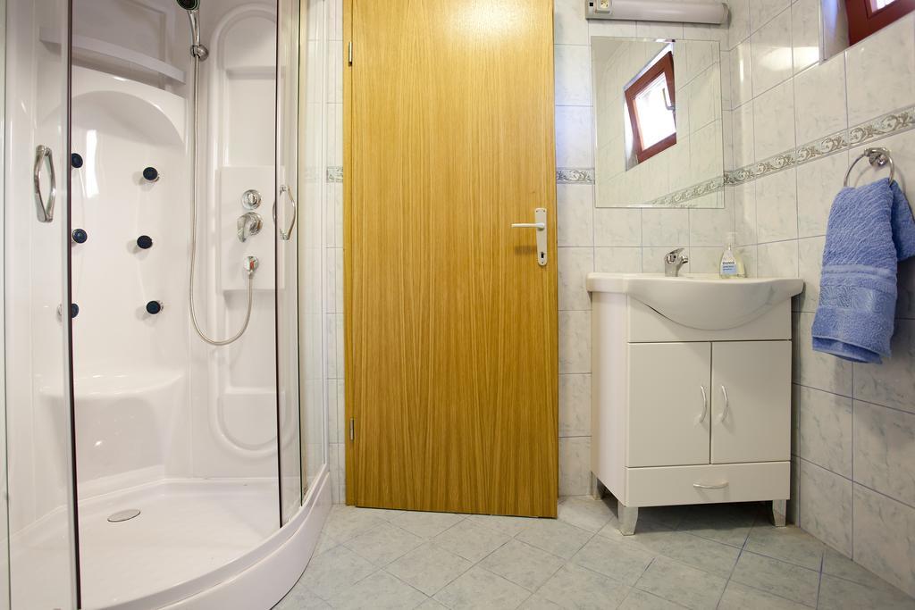 Vineyard Cottage Lustek Novo Mesto Pokój zdjęcie