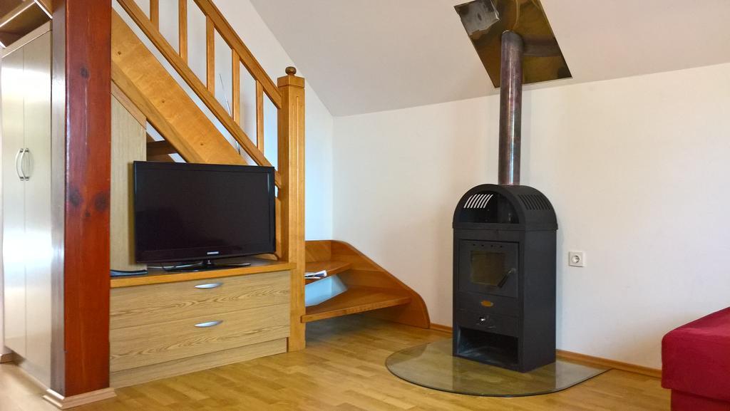 Vineyard Cottage Lustek Novo Mesto Zewnętrze zdjęcie
